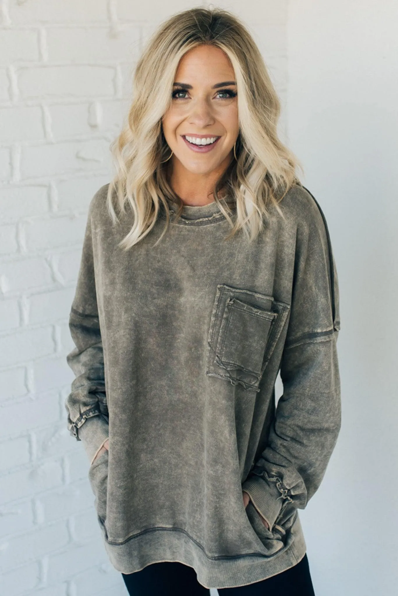 French Terry Acid Wash Pullover