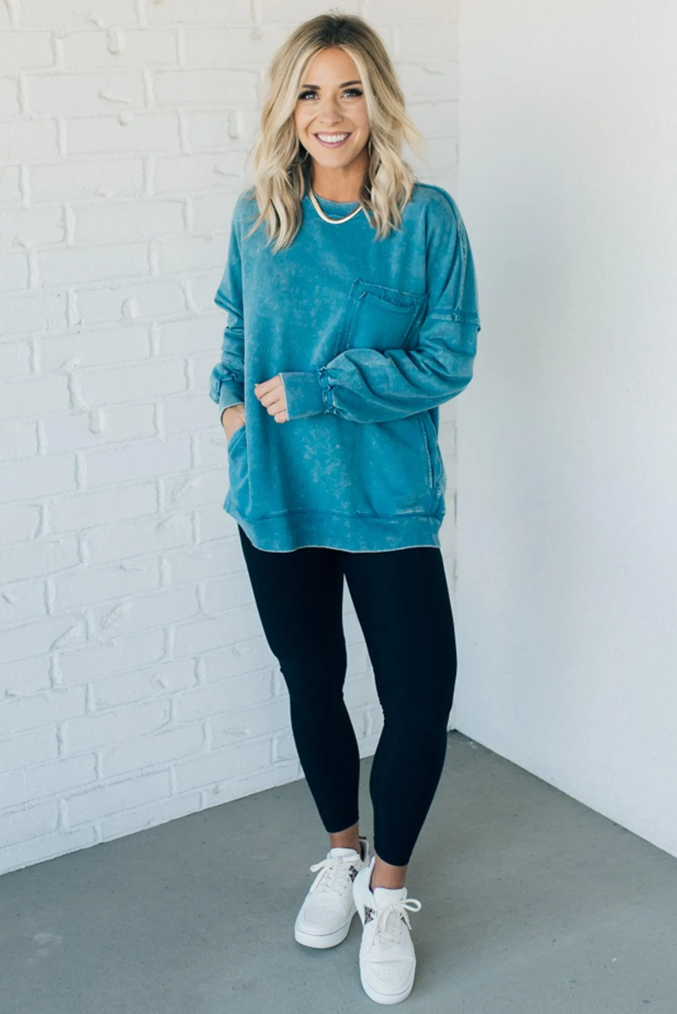 French Terry Acid Wash Pullover