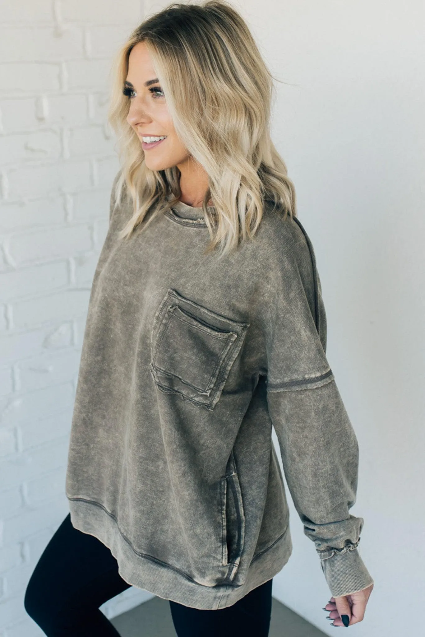 French Terry Acid Wash Pullover