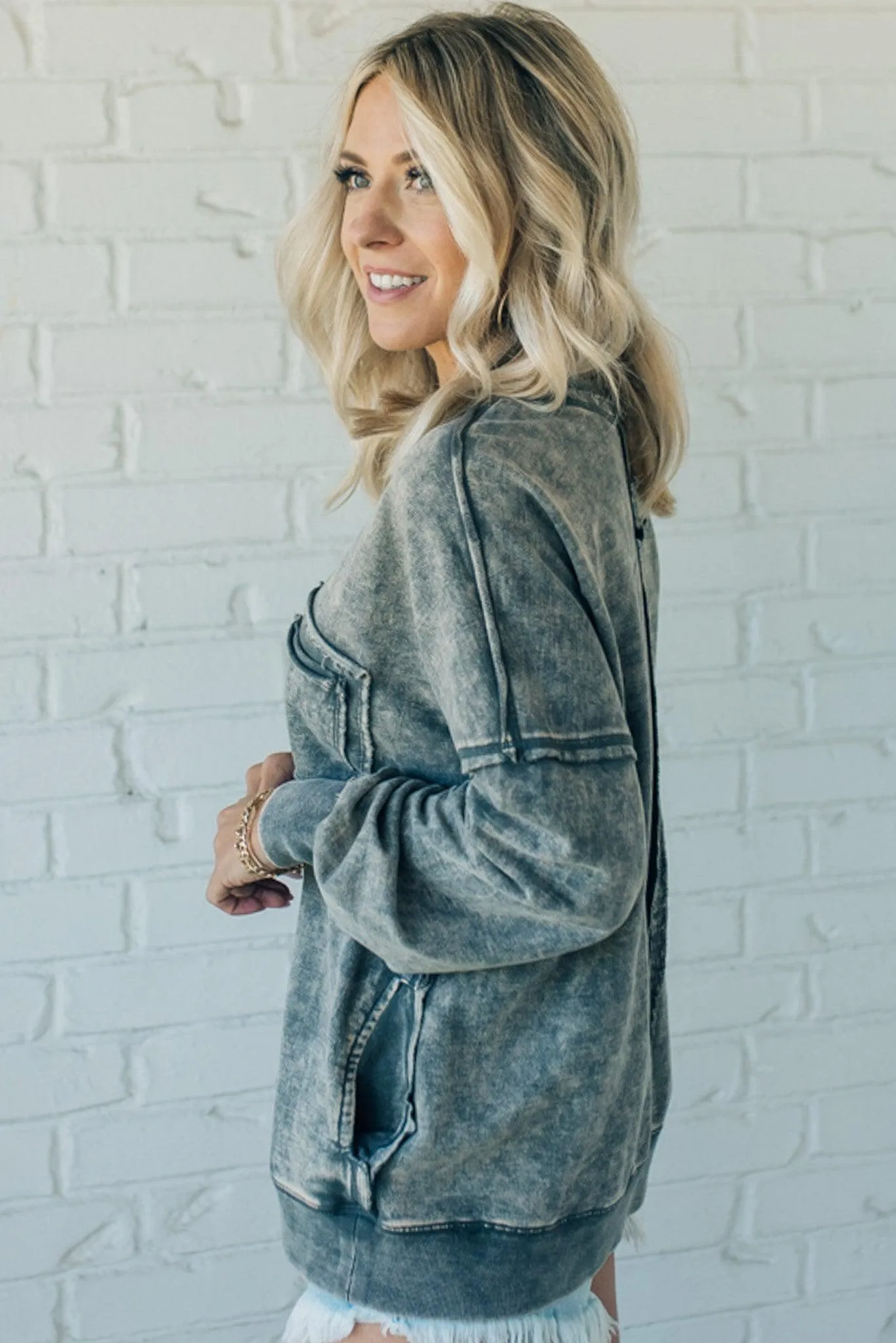French Terry Acid Wash Pullover