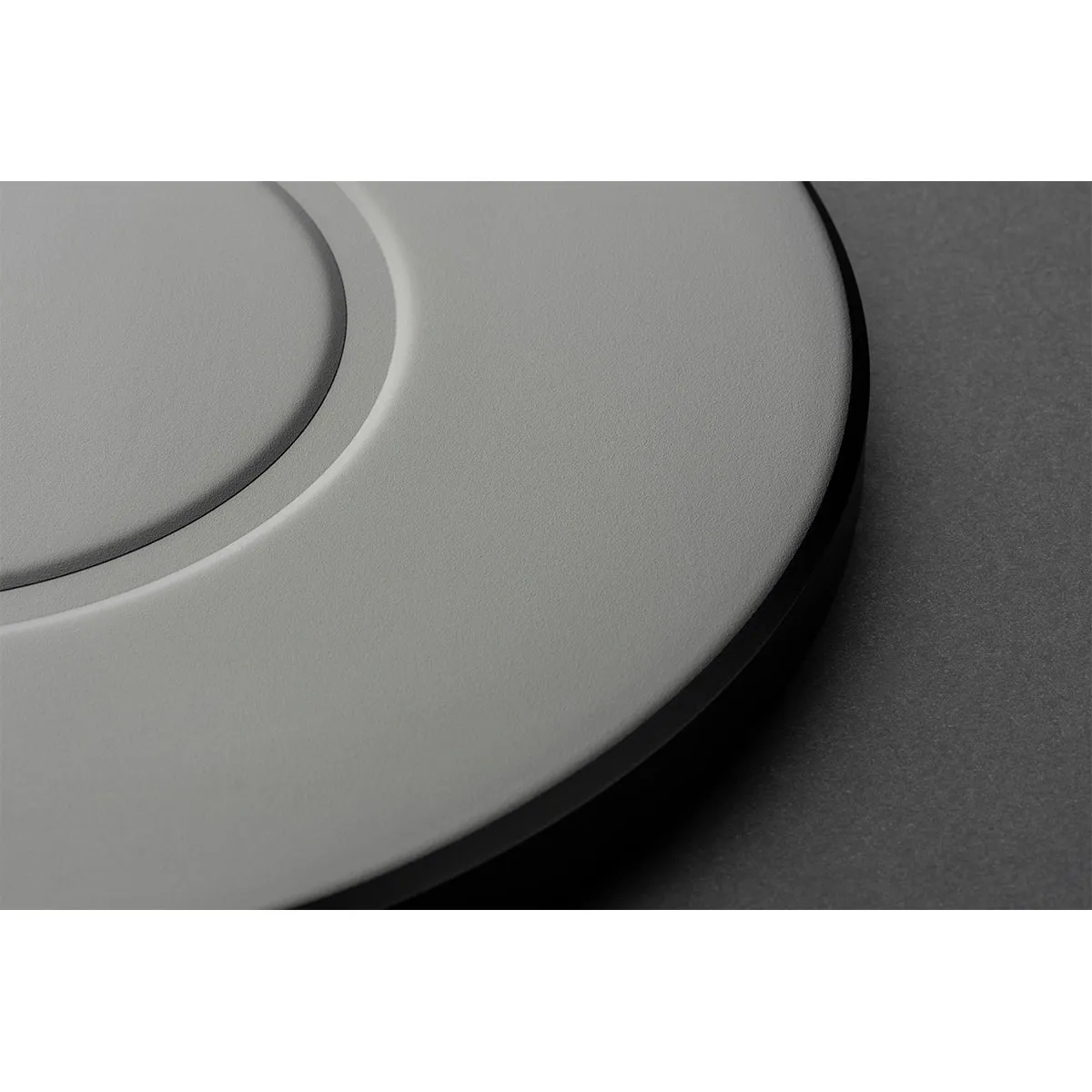 Pro-ject OPEN BOX Debut Carbon Evolution (EVO) Turntable - Gloss White - Excellent Condition