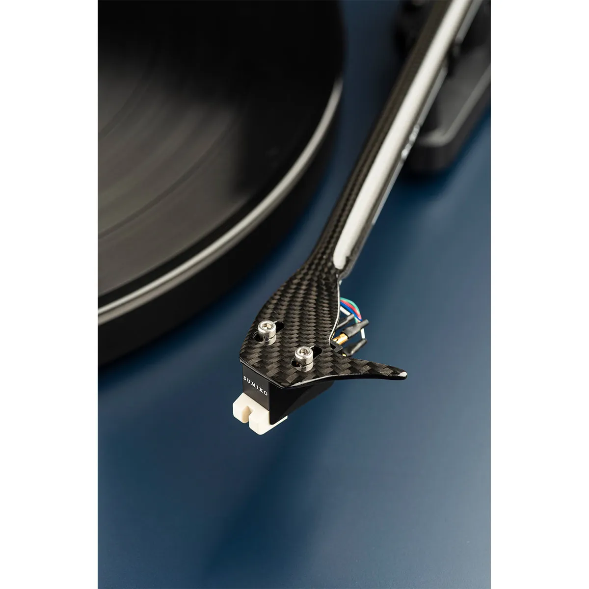 Pro-ject OPEN BOX Debut Carbon Evolution (EVO) Turntable - Gloss White - Excellent Condition