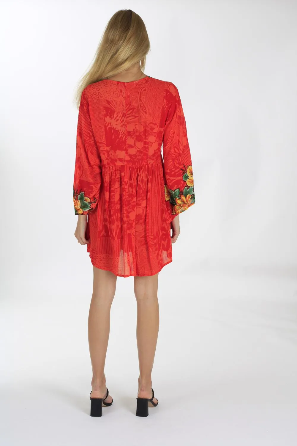 THE TANGY ORANGE TUNIC FOR THE DAY