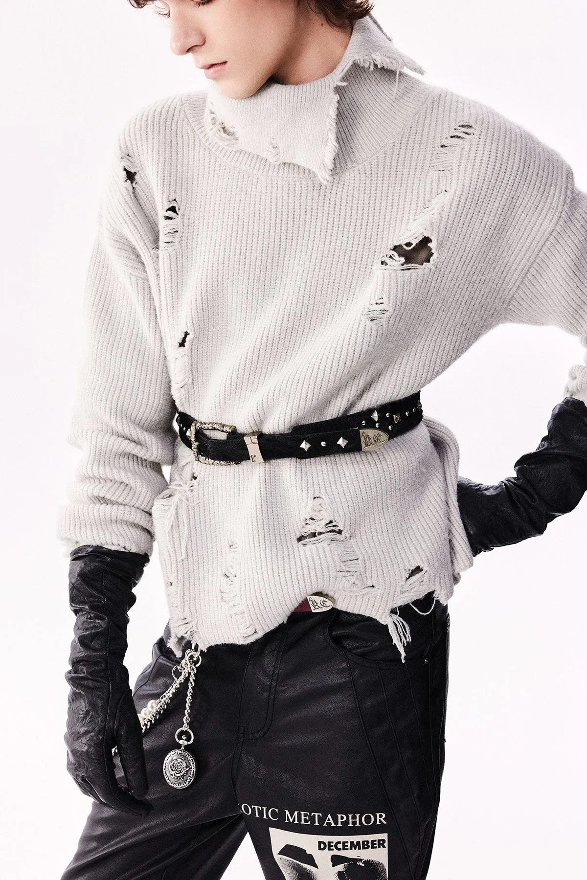 Turtleneck Ripped Hole Knit